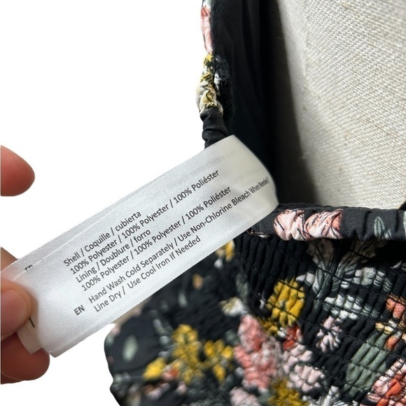 Band of Gypsies Collective Black Floral Cami Smocked Crop Top Size Large - Picture 14 of 14